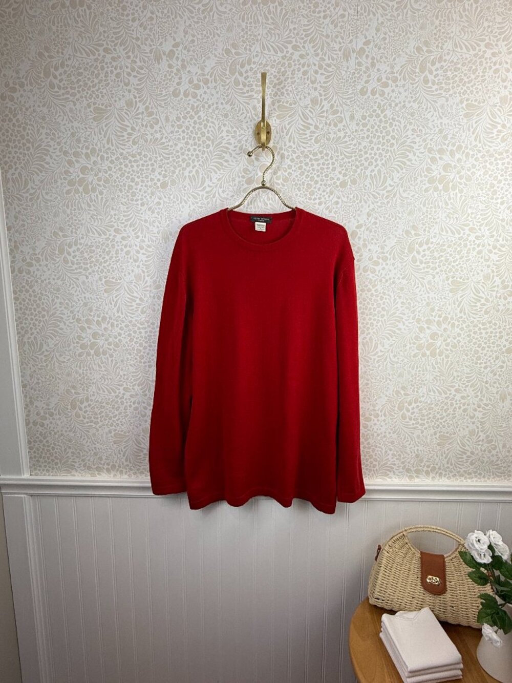 Henri Bendel Men's Classics Red 100% Merino Wool Crew Sweater – Size - Medium